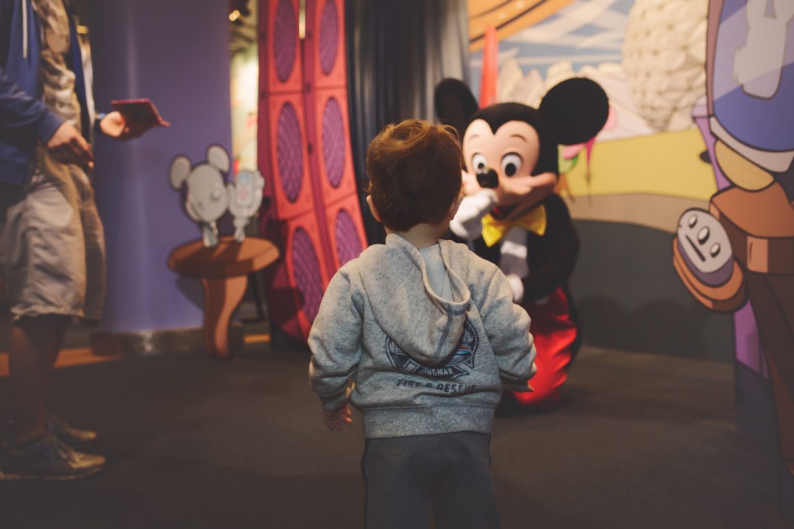 Walt Disney World Character Meet-and-Greets, Meeting Characters, First Time Character Meeting, Magic Kingdom, Epcot