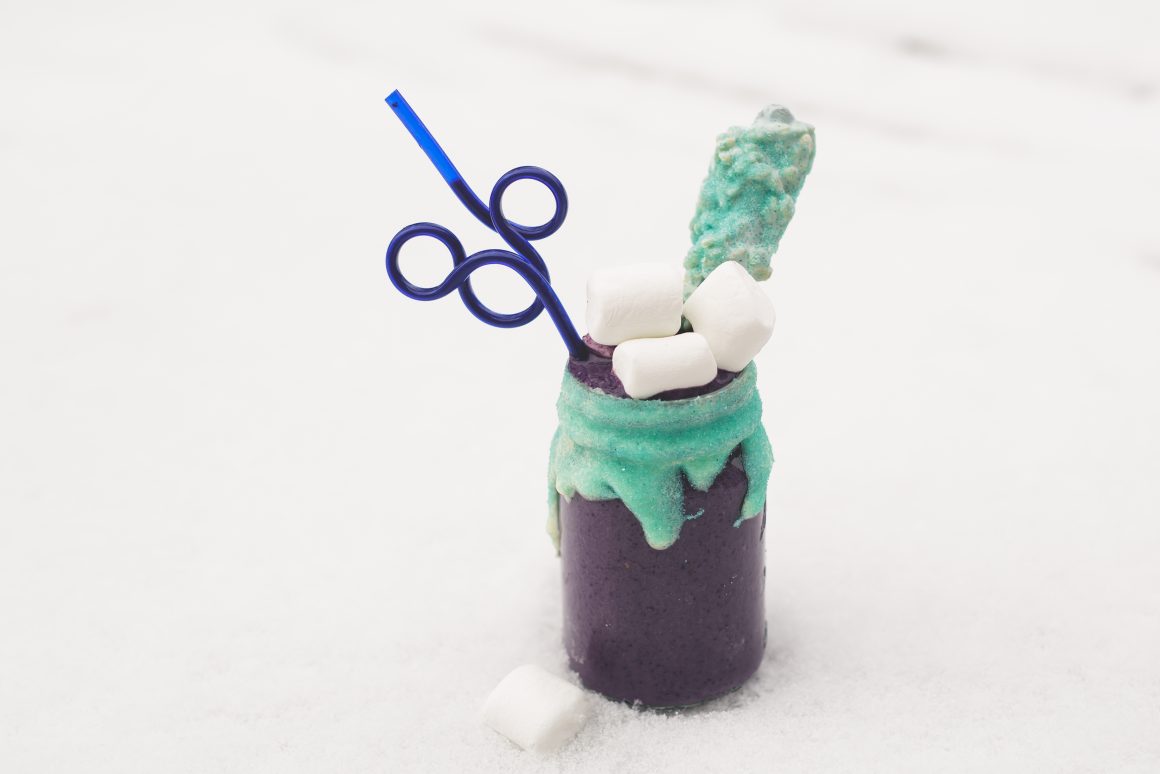 Disney Elsa Smoothie, Frozen Smoothie, Frozen Fractal Craft, Walt Disney World Inspired, Disney at Home, Magic for Miles, Disney Magic, Disney Kids
