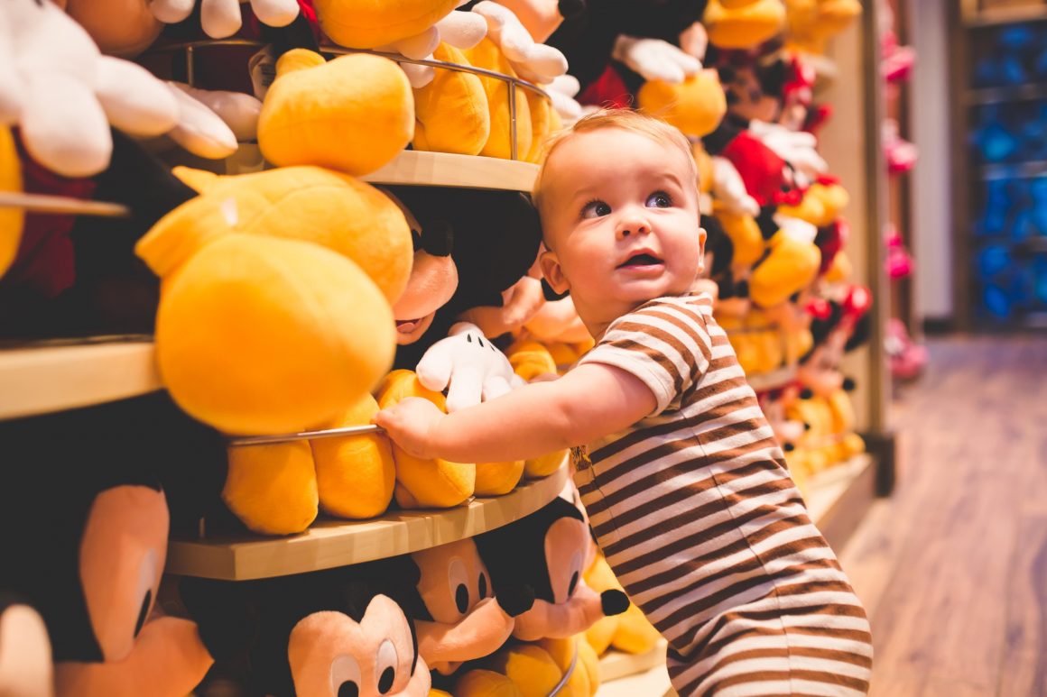 Props for Disney Photos, Unique Disney Photos, Magic for Miles
