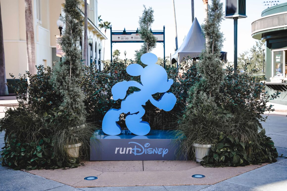 rundisney expo image, how to run early on a rundisney trip without waking everyone in the room